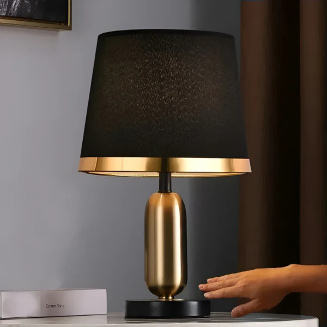 Ombrelle – Lampe de Table Moderne avec Abat-jour en Tissu Noir