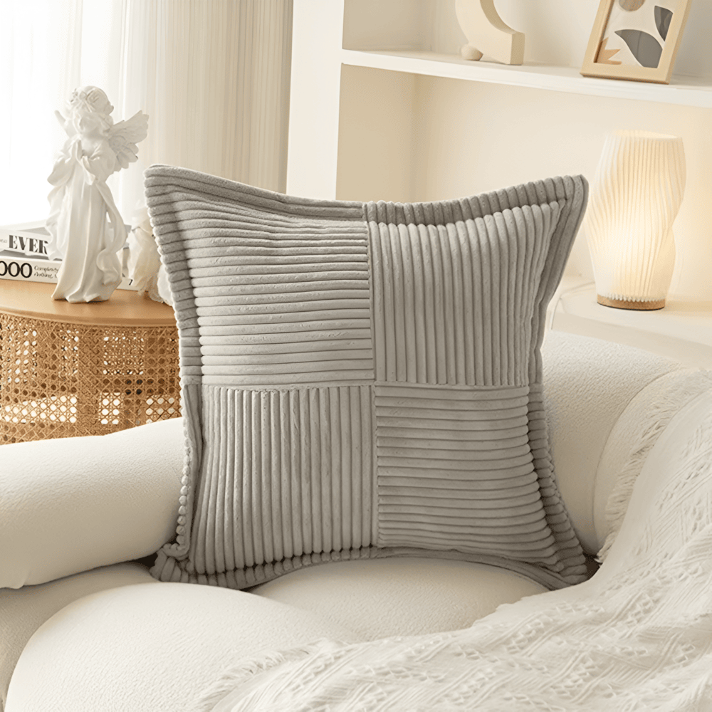 Duvane - Housse de Coussin Unie Anti-Taches