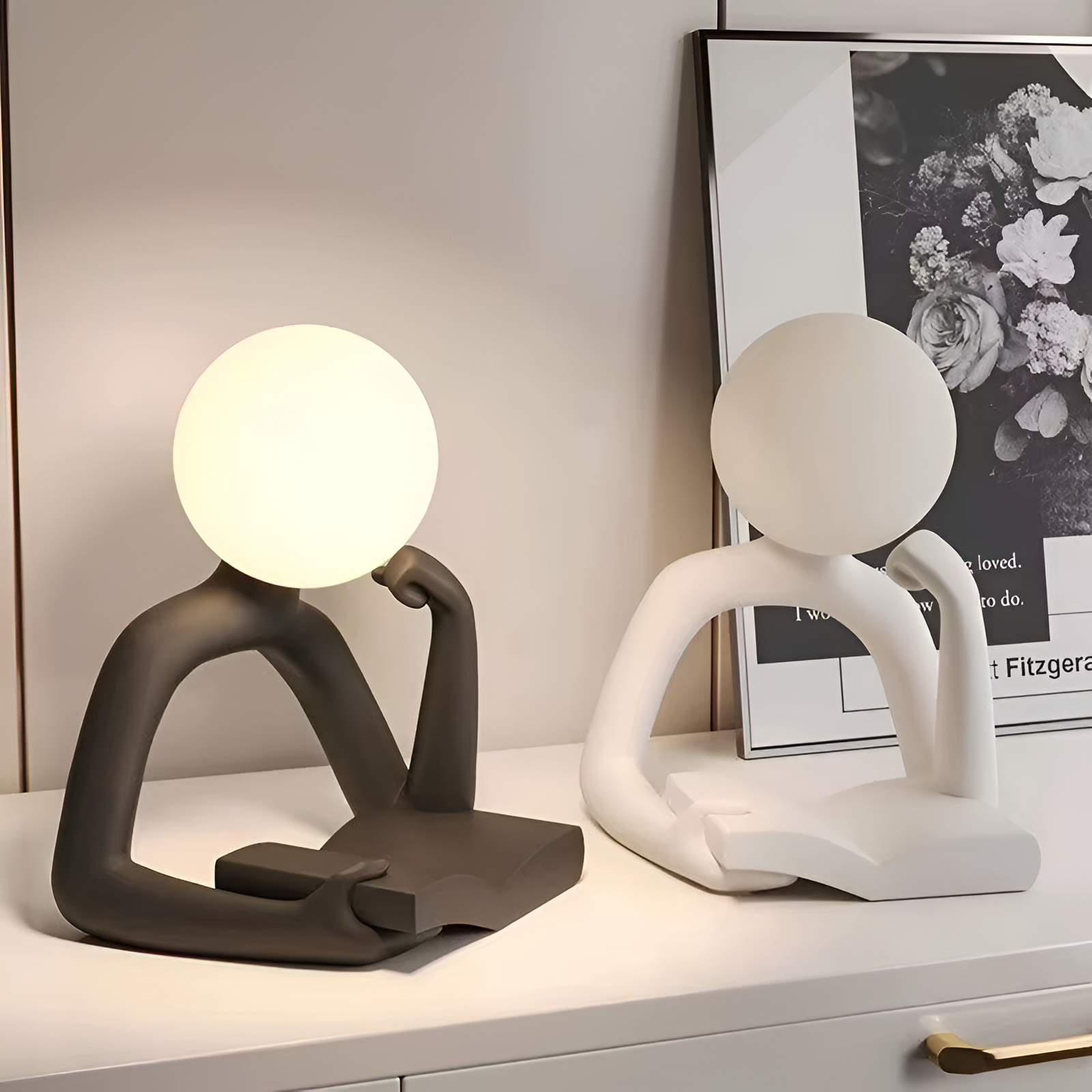 Ophelia - Lampe de Table Artistique pour Lecteur de Livres