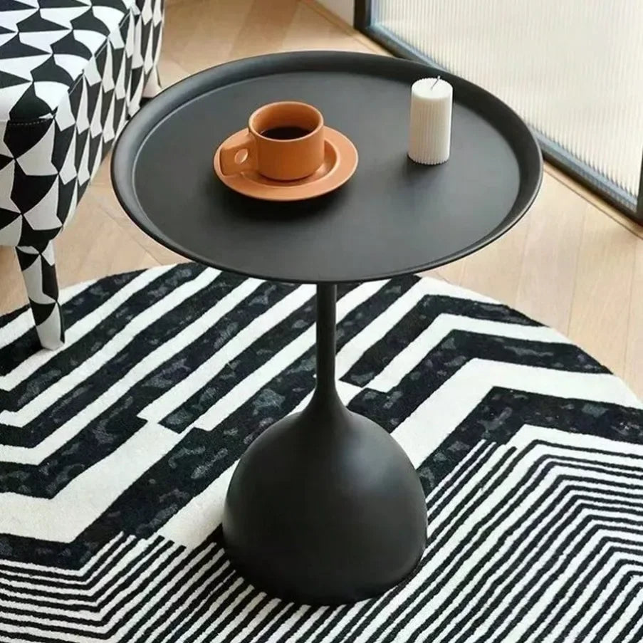 Anthea - Table d’Appoint Ronde Scandinave en Métal